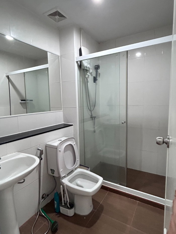 รูป ให้เช่า 1นอน28ตรม7500บ รีเจ้นท์โฮม บางซ่อน Regent Home Bangson ใกล้ สถานีรถไฟฟ้าบางซ่อน มีเครื่องซักผ้า - รูปที่ 2/5