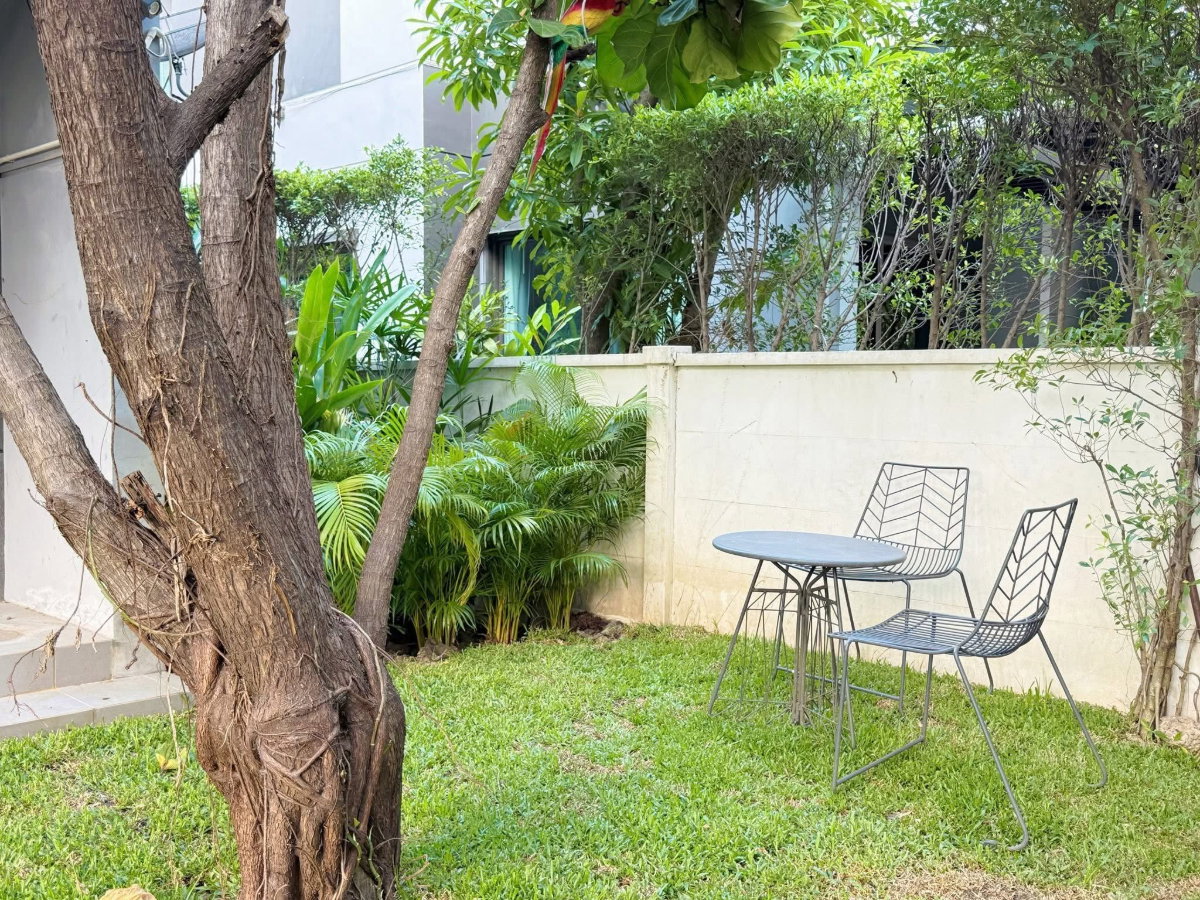 รูป 🏡 HM266 | ให้เช่าบ้านเดี่ยว The City รามอินทรา ใกล้แฟชั่นไอส์แลนด์ ร่มรื่น มีบ่อปลาคาร์ฟ (ฟรีเน็ต+คนสวนดูแล!) - รูปที่ 11/15