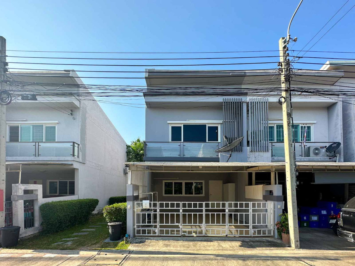 รูป ให้เช่า บ้าน The Exclusive พัฒนาการ 44 ทาวน์โฮม 2 ชั้น แบบ 3 นอน 2 น้ำ 20 ตรว ใกล้ ศรีนครินทร์ ทองหล่อ เอกมัย อ่อนนุช หัวหมาก : KT26R-016 - รูปที่ 1/16
