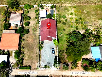 บ้านเดี่ยว ชลบุรี : บ้าน 4-ห้องนอน ใน นาวังหิน (ID 3016038)