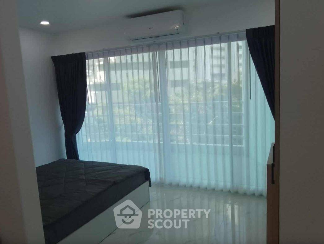 picture Studio Condo at View Talay 5 Condominium Jomtien close to Jomtien Beach (ID 3015733) - 3/7