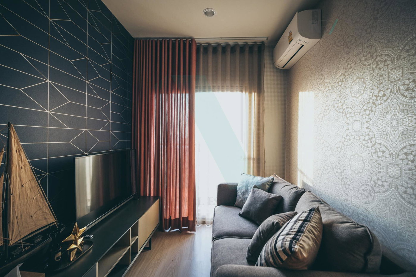 picture For Rent Condo NOBLE REVOLVE RATCHADA 2 Building 1, Floor 35,1 bed room, Room size 27.00 sqm - 2/8