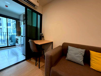 Condos for rent : Chewathai Hallmark Ekkamai - Raminthra 
