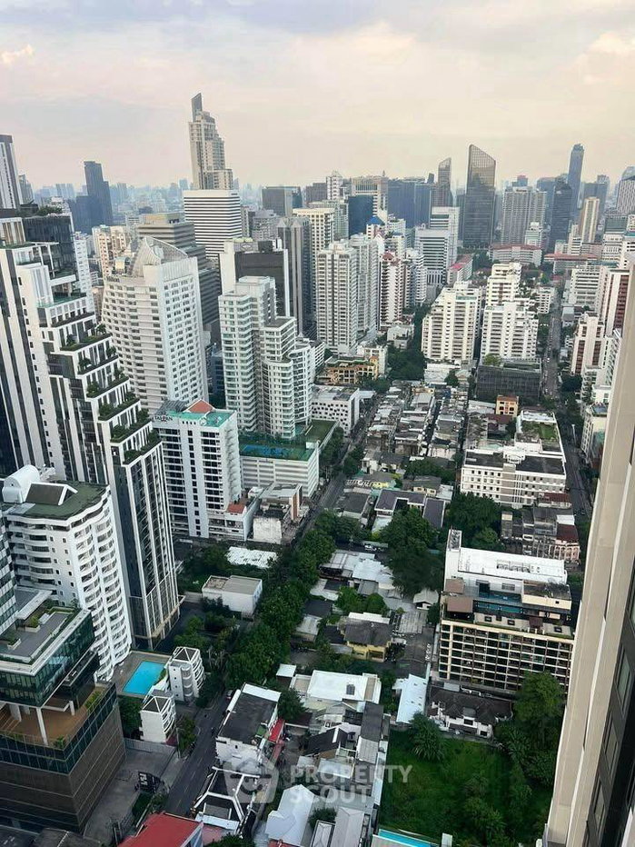 รูป คอนโด 1-ห้องนอน ที่ ดิ เอดจ์ สุขุมวิท 23 ใกล้ MRT สุขุมวิท (ID 2386602) - รูปที่ 2/12