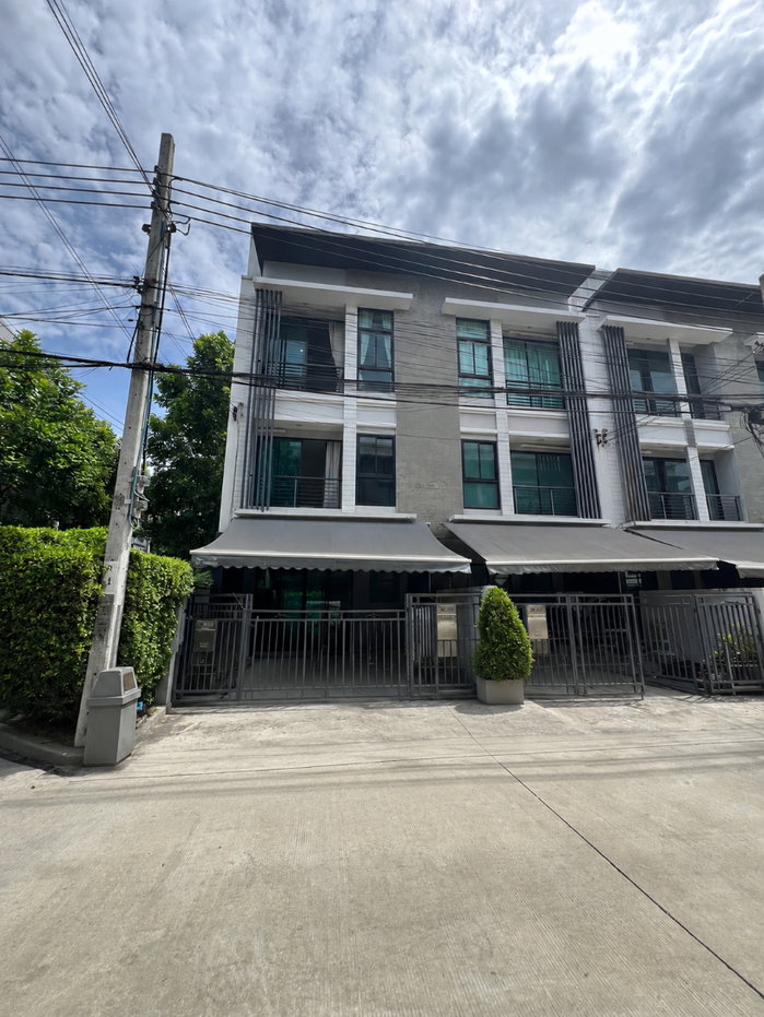 รูป ให้เช่า Townhome 3 ชั้น บ้านกลางเมือง พระราม 9 – รามคำแหง. พร้อมอยู่ เฟอร์นิเจอร์ครบ ใกล้ MRT มหาวิทยาลัยรามคำแหง เดินทางสะดวกทุกเส้นทาง - รูปที่ 27/27