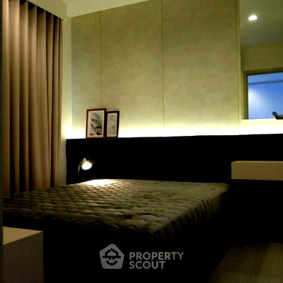 Condos for sale : 1-BR Condo For Sale, Rhythm Sukhumvit 36-38 Near BTS Thong Lor (300m) (ID 2759863)