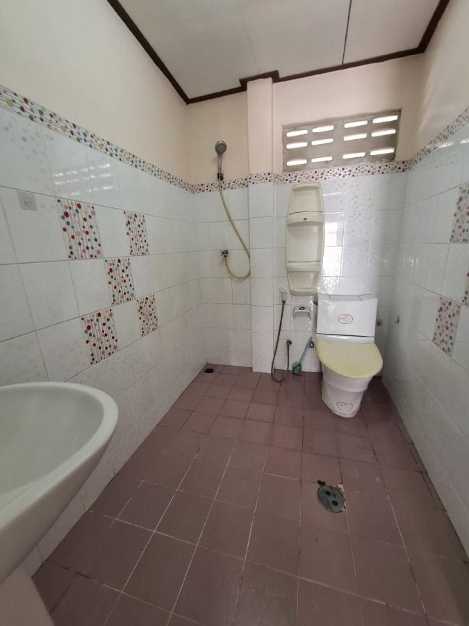 picture FOR RENT HOUSE PROPERTY 18000 BAHT per MONTH - 11/16