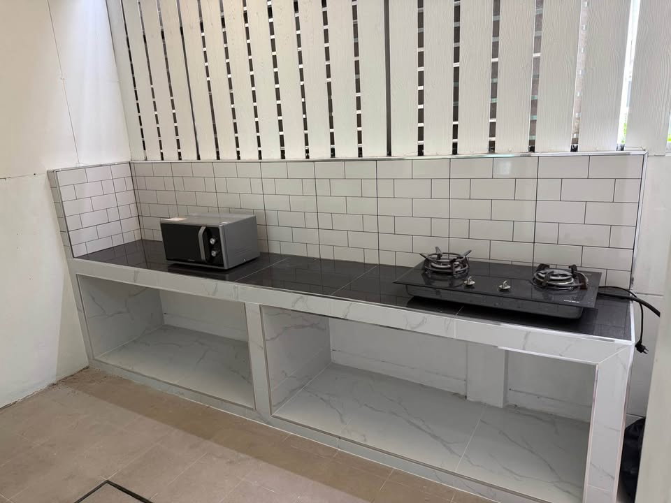 รูป R-125 The Urbana 3+ 🌳 บ้านหน้าสวน บรรยากาศดี หน้าบ้านไม่ติดใคร พื้นที่หน้ากว้าง 5.5 เมตร จอดรถสะดวก เหมาะสำหรับครอบครัวและคนทำงาน - รูปที่ 8/11