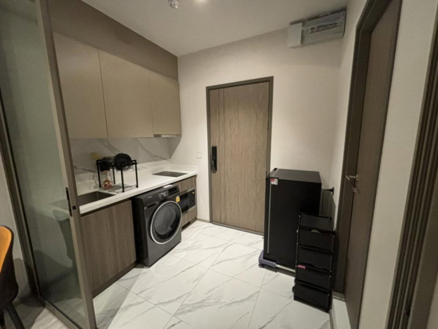 รูป P0797/[ขายขาดทุนด่วน!] ริธึ่ม เอกมัย เอสเตท (Rhythm Ekkamai Estate) | 1 นอน 35 ตร.ม. ชั้นสูงระฟ้า (21-50) ขายพร้อมผู้เช่า รับเสือนอนกินรายได้ทันที - รูปที่ 7/15
