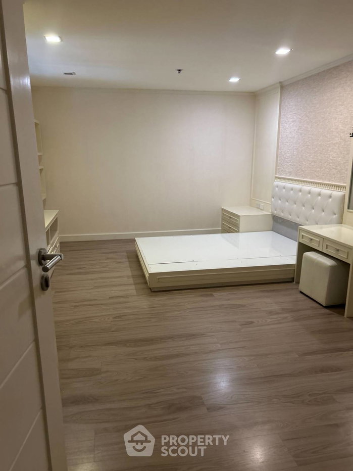 รูป คอนโด 2-ห้องนอน ที่ ดิ เอ็มโพริโอ เพลส ใกล้ BTS พร้อมพงษ์ (ID 2455279) - รูปที่ 12/16