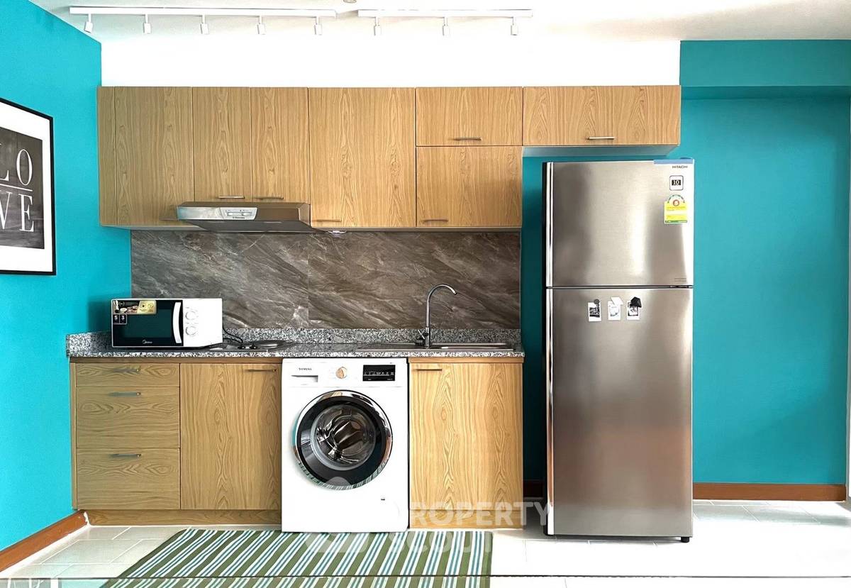 picture 1-BR Condo at Sathorn Plus On The Pond Condominium near MRT Khlong Toei (ID 671493) - 9/13