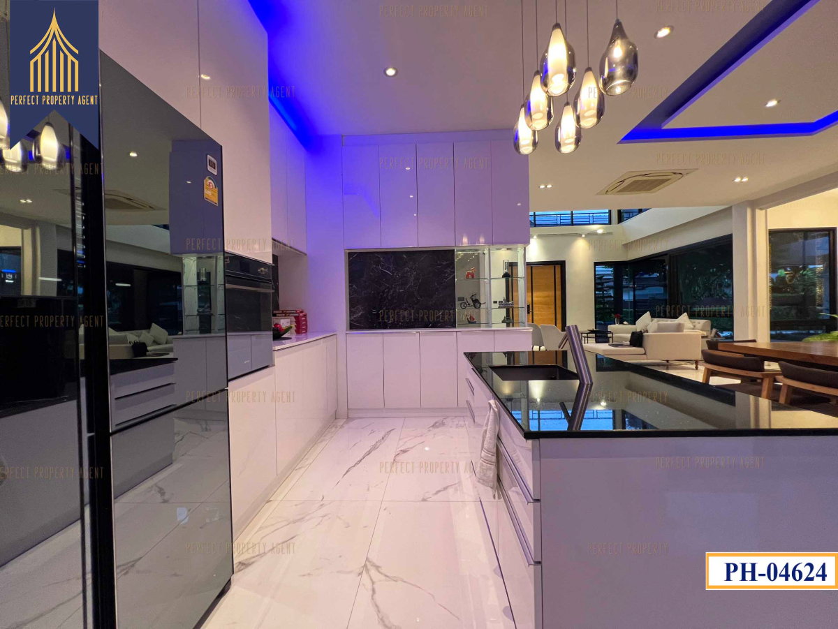 รูป ขายบ้าน 2 หลัง บนเนื้อที่ 200 วา พัฒนาการ 58 ศรีนครินทร์ สระว่ายน้ำ Fully furnished - รูปที่ 12/60