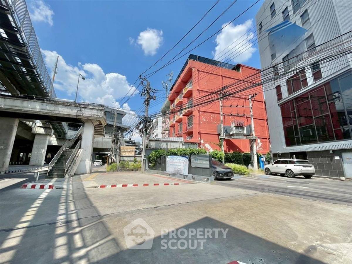 รูป คอนโด 2-ห้องนอน ที่ โมดิซ อินเตอร์เชนจ์ ใน อนุสาวรีย์ (ID 2745370) - รูปที่ 3/20