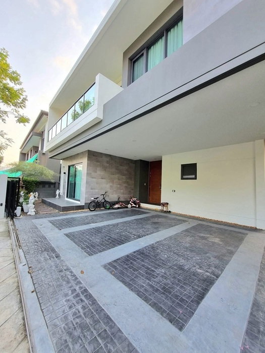 รูป (60000) Luxury House for Rent Nonthaburi Tiwanon ngamwongwan – Ideal for Expats 𝐓𝐡𝐞 𝐜𝐢𝐭𝐲 𝐭𝐢𝐰𝐚𝐧𝐨𝐧 𝐧𝐠𝐚𝐦𝐰𝐨𝐧𝐠𝐰𝐚𝐧 - รูปที่ 2/23