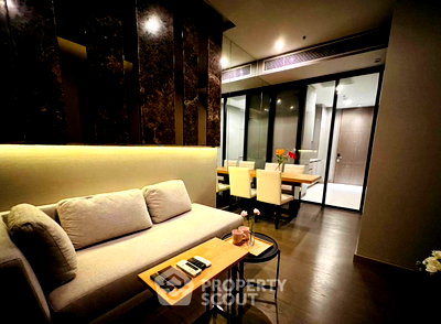 Condos for rent : 1-BR Condo at The Esse At Singha Complex near MRT Phetchaburi (ID 3017371)