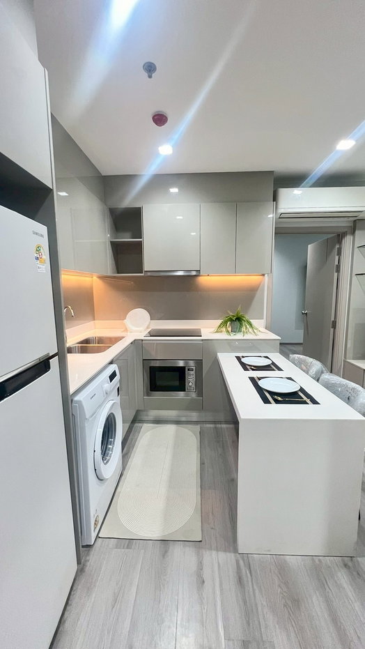 picture For Rent: Politan Rive Condo 2 Bedrooms, 2 Bathrooms - 8/18