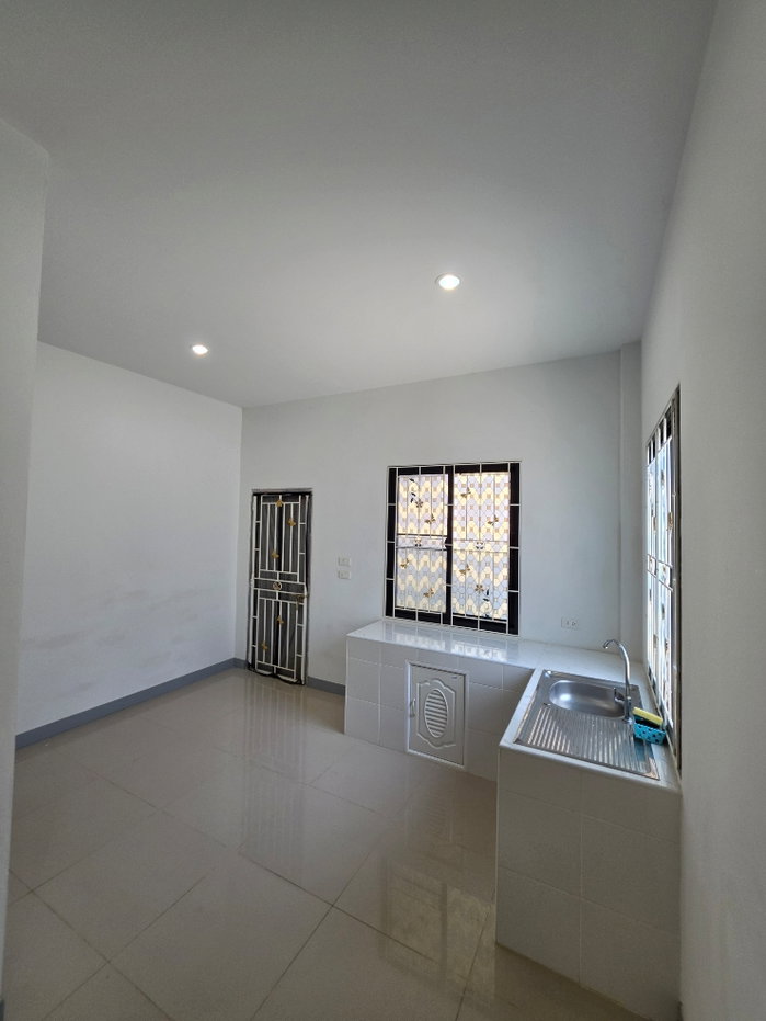 รูป บ้านเดี่ยว ทำเลใกล้ถนนใหญ่มาก เดินถึงเซเว่นได้ 15,000ต่อเดือนพร้อมเข้าอยู่ - รูปที่ 19/20