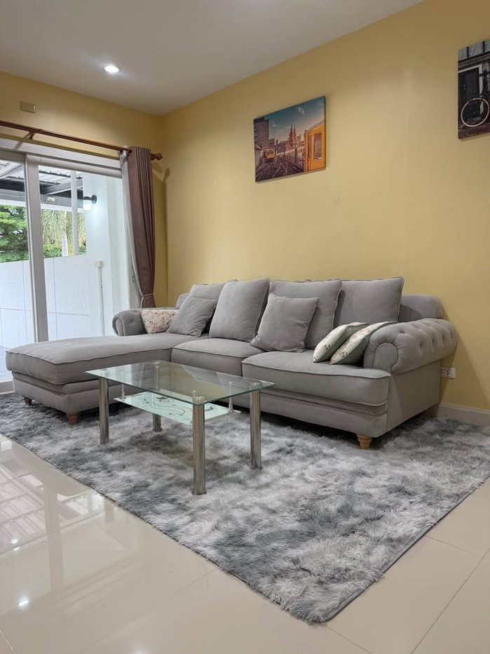 รูป R-125 The Urbana 3+ 🌳 บ้านหน้าสวน บรรยากาศดี หน้าบ้านไม่ติดใคร พื้นที่หน้ากว้าง 5.5 เมตร จอดรถสะดวก เหมาะสำหรับครอบครัวและคนทำงาน - รูปที่ 3/11