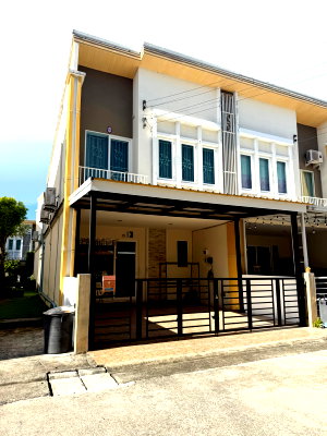 ทาวน์โฮม พันธุ์ทิพย์พลาซ่า งามวงศ์วาน : 😍ขายด่วน บ้านสวย หลังริม 🌳🏡😍  บ้านพร้อมอยู่💃🏻  หมู่บ้าน โกลเด้นทาวน์ งามวงศ์วาน-ประชาชื่น 🏠