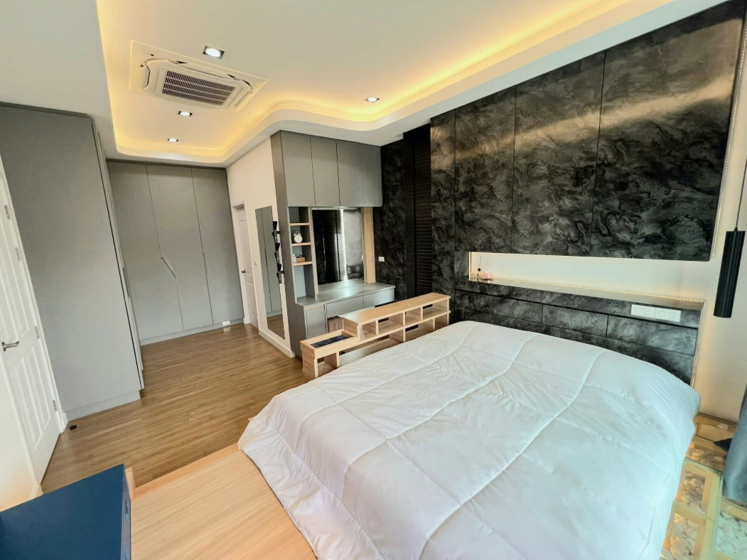 รูป 65000 House for Rent near Bangkok University & Future Park Rangsit Luxury Village - รูปที่ 14/17