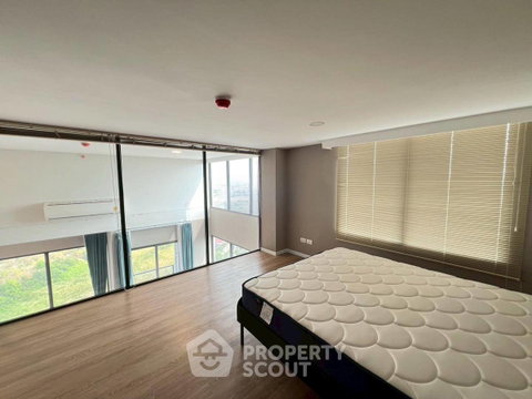 3-BR Condo at Landmark @MRTA Station in Bang Kapi (ID 2731782)