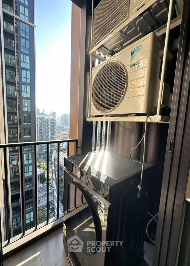 picture 1-BR Condo at Nue District R9 near MRT Phra Ram 9 (ID 3018526) - 16/16