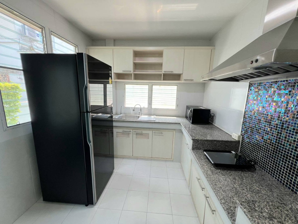 picture For rent: Mandana Onnut - Outer Ring Road 1, 67 sq.wa / 170 sq.m usable area - 11/19