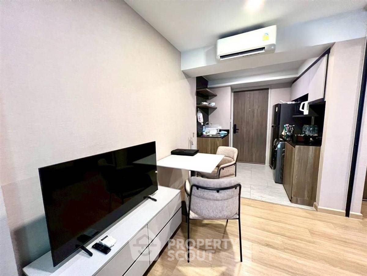 รูป คอนโด 1-ห้องนอน ที่ ลอยด์ ศูนย์วิจัย-ทองหล่อ ใน บางกะปิ (ID 2747355) - รูปที่ 1/9
