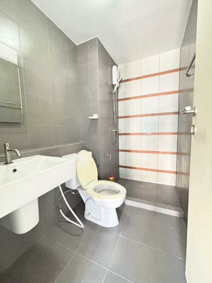 picture D Condo Campus Resort Phase 1, available rooms are ready todayðĨ - 13/15