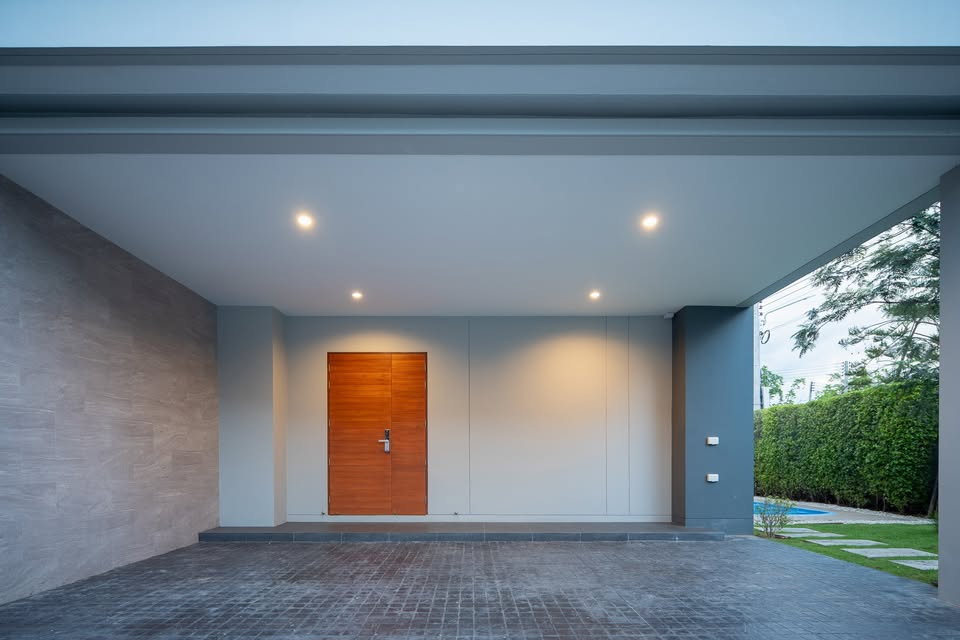 รูป R-122 ให้เช่า Palm Spring Privato – Modern Luxury Pool Villa 📍 หนึ่งในพูลวิลล่าสุดหรูที่โดดเด่นที่สุดบนถนนเชียงใหม่–หางดง - รูปที่ 32/37