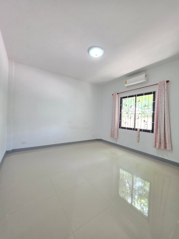 รูป บ้านเดี่ยว ทำเลใกล้ถนนใหญ่มาก เดินถึงเซเว่นได้ 15,000ต่อเดือนพร้อมเข้าอยู่ - รูปที่ 14/20