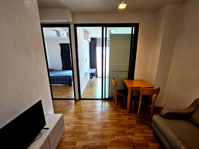 Condos for sale : For SALE: The Cabana | 2 Bedrooms, 35.79 sq.m., Building A, 6th Floor (Near BTS Samrong)