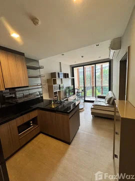 Cozy Room with Greenery View 6485698