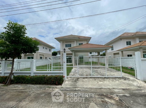 3-BR House at Baan Burirom Ramindra-Safari in Bang Chan (ID 3012048)