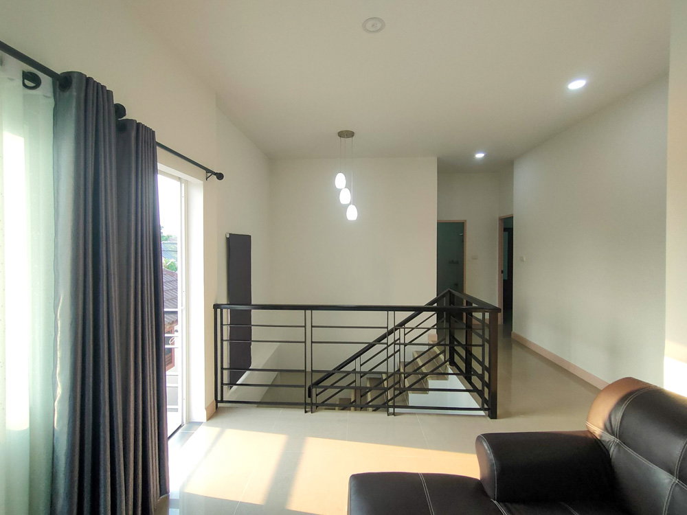 รูป ให้เช่า บ้าน 2 ชั้น พร้อมเฟอร์นิเจอร์และเครื่องใช้ไฟฟ้าครบ | ใกล้ 89 พลาซ่า โรงเรียนวารี และสนามบินเชียงใหม่ - รูปที่ 15/32