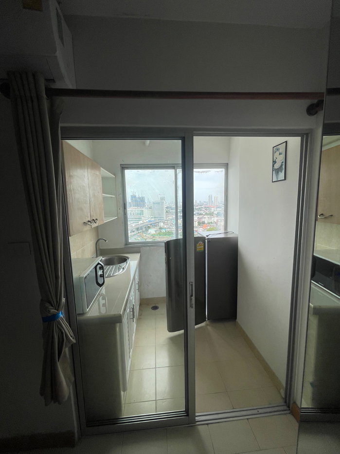 picture Cheapest and Ready-for-move-in room on a high floor, City Home Ratchada-Pinklao (MRT Bang O Station) - 3/7