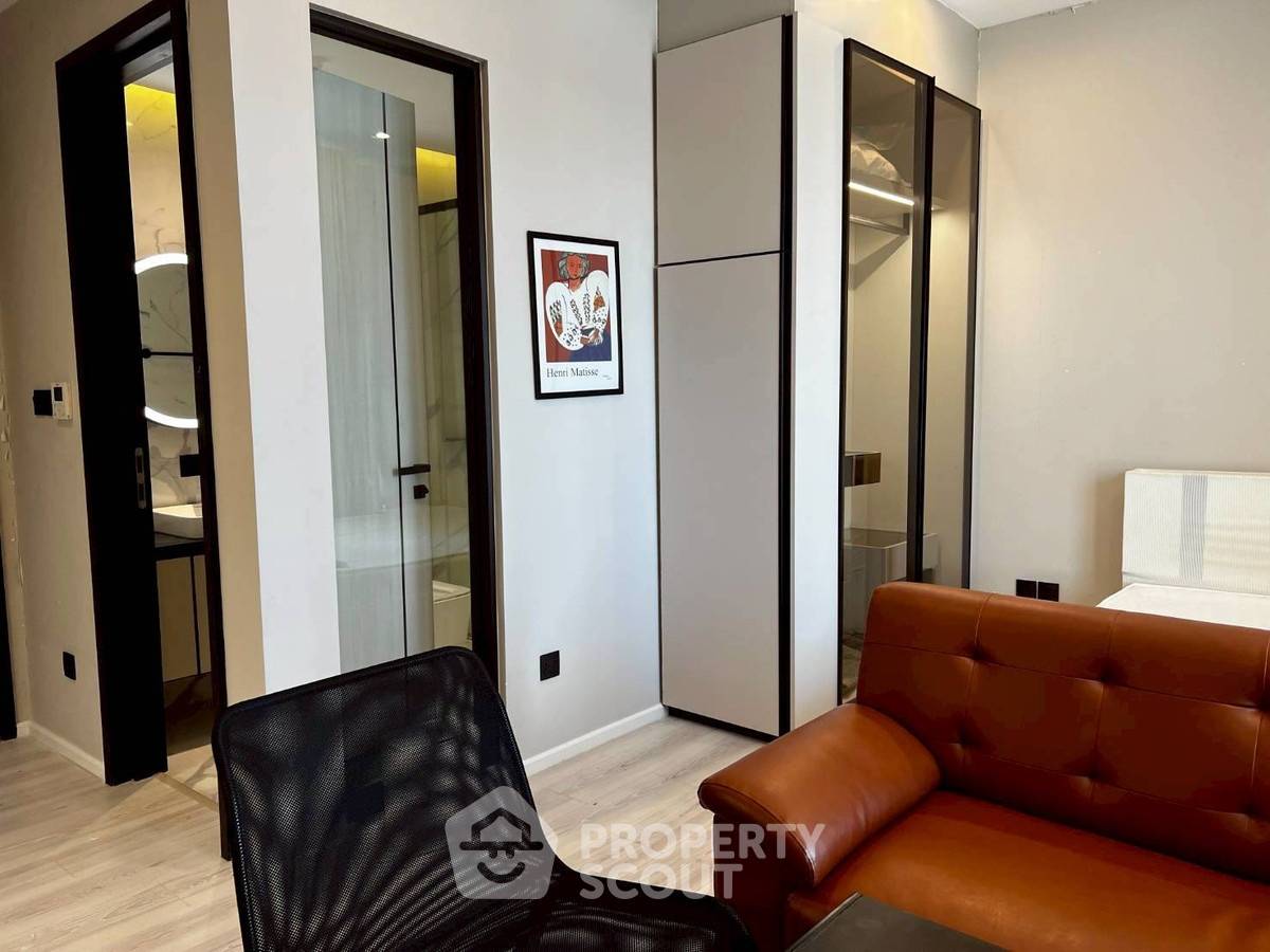 picture Studio Condo at The Room Phayathai near ARL Ratchaprarop (ID 2541467) - 10/11