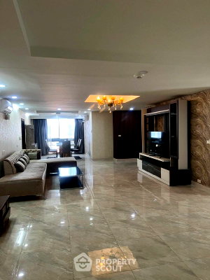 Condos for rent : 3-BR Condo At President Park Condominium, MRT Queen Sirikit (ID 2718001)