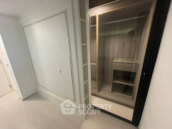 picture 2-BR Condo at Knightsbridge Phaholyothin Interchange in Anusawari (ID 3017588) - 2/15