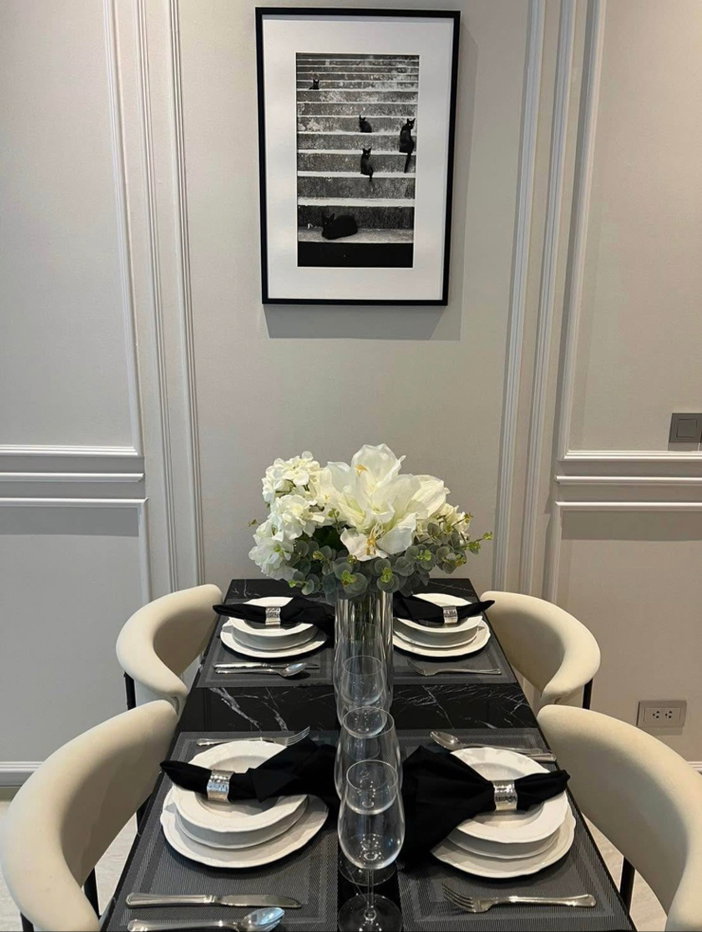 picture 𝐂𝐨𝐧𝐝𝐨 𝐀𝐬𝐡𝐭𝐨𝐧 𝐒𝐢𝐥𝐨𝐦 - 3/9