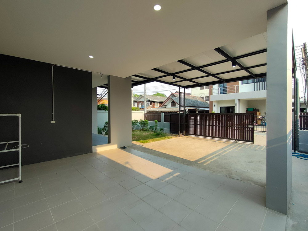 รูป ให้เช่า บ้าน 2 ชั้น พร้อมเฟอร์นิเจอร์และเครื่องใช้ไฟฟ้าครบ | ใกล้ 89 พลาซ่า โรงเรียนวารี และสนามบินเชียงใหม่ - รูปที่ 29/32