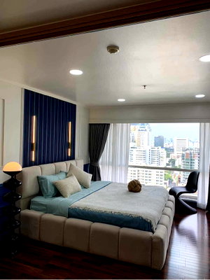 Condos for sale : 🔥Urgent Sale🔥 Sukhumvit Suite Condominium, near Terminal 21 Asoke and the Asoke-Sukhumvit business district.