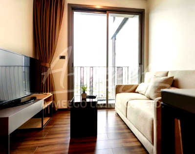 Condos for rent : 18,000 Ceil by Sansiri BTS Ekkamai Contact Line:katk03