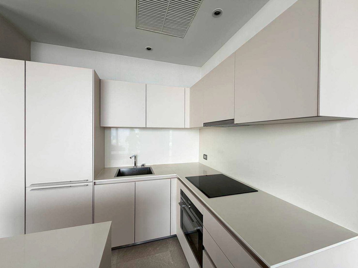 รูป LTHC15766 – Luxury High Floor Condo for Rent Ratchadamri | Magnolias Ratchadamri Boulevard | Near BTS Ratchadamri | 80,000 THB - รูปที่ 4/4