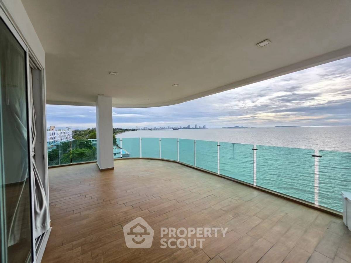 picture 2-BR Condo at Paradise Ocean View Condominium in Bang Lamung (ID 2575045) - 5/17