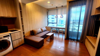 Condos for rent : Condo for Rent at The Lumpini 24 (E6906054) ID Line : @condo101