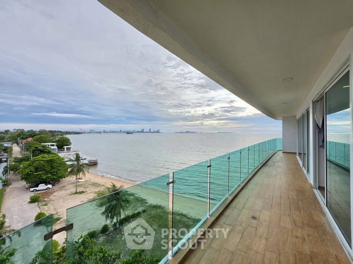 picture 2-BR Condo at Paradise Ocean View Condominium in Bang Lamung (ID 2575045) - 12/17