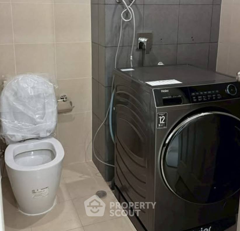 picture 3-BR Condo at V Residence in Nong Pa Khrang (ID 3017660) - 2/5