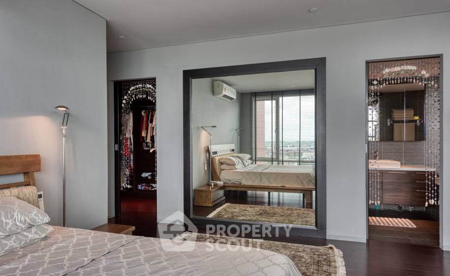picture 3-BR Condo at Fullerton Sukhumvit near BTS Ekkamai (ID 772351) - 21/26