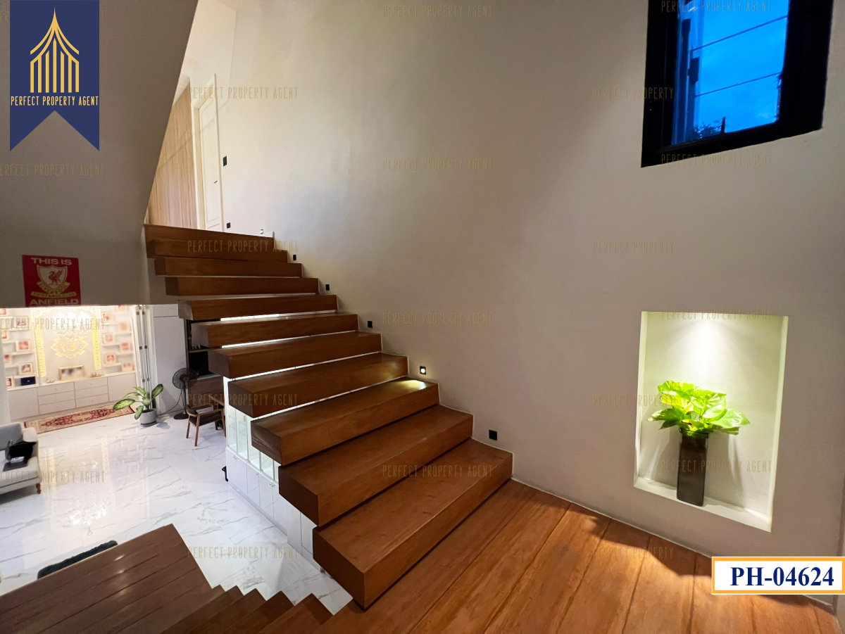 รูป ขายบ้าน 2 หลัง บนเนื้อที่ 200 วา พัฒนาการ 58 ศรีนครินทร์ สระว่ายน้ำ Fully furnished - รูปที่ 26/60